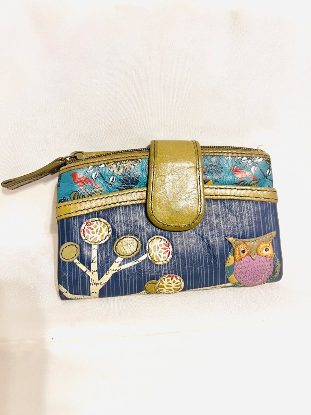 Fossil Floral/Owl Soft Leather Wallet-Boho Chic-Bifold-Green/Blue Mix-School
